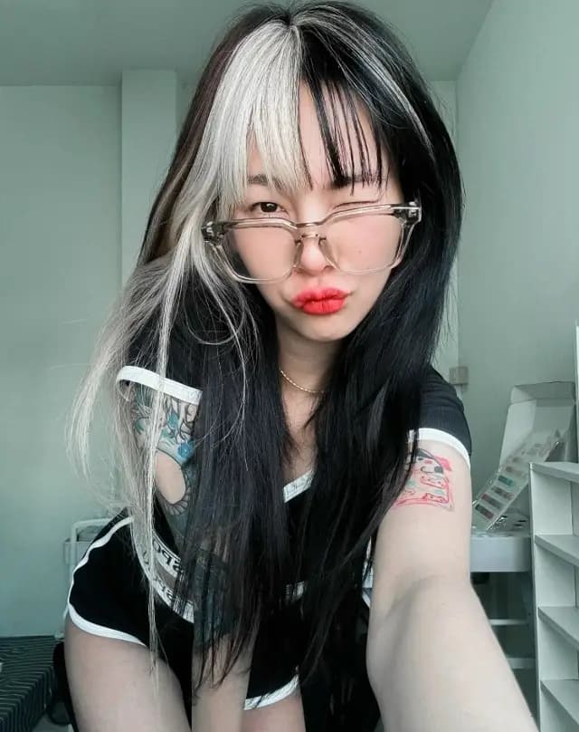 สองสี ต้องโดนสองที (1/2)