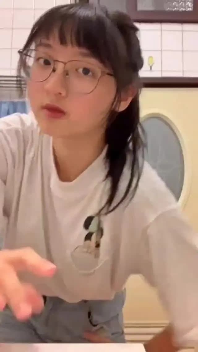 296NKQHF (1/1)
