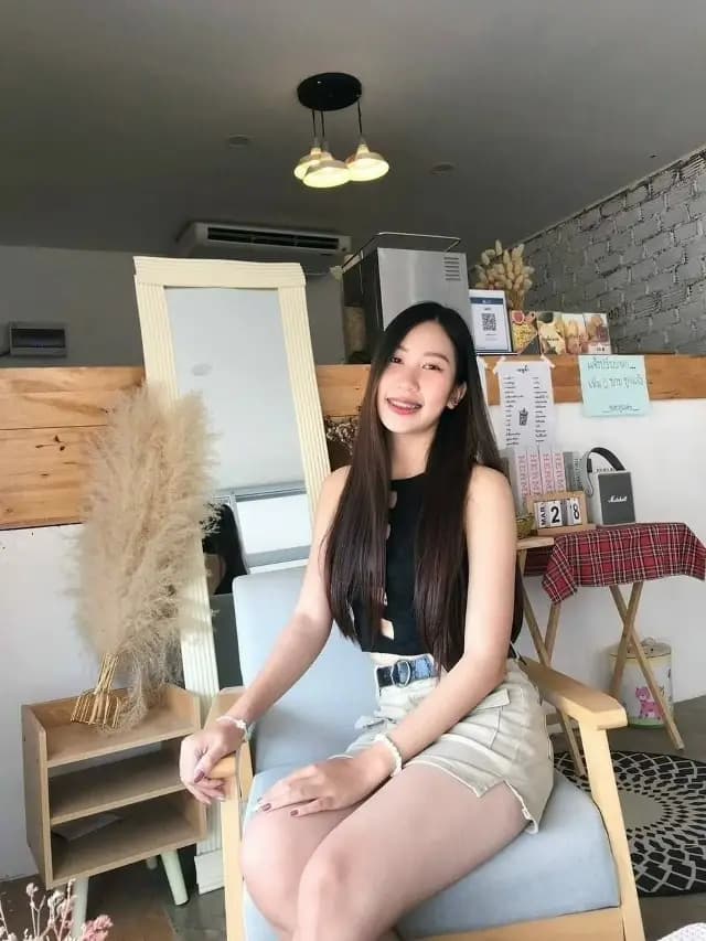ร้องลั่นห้องเย็ดเสียวร้องดัง (3/8)