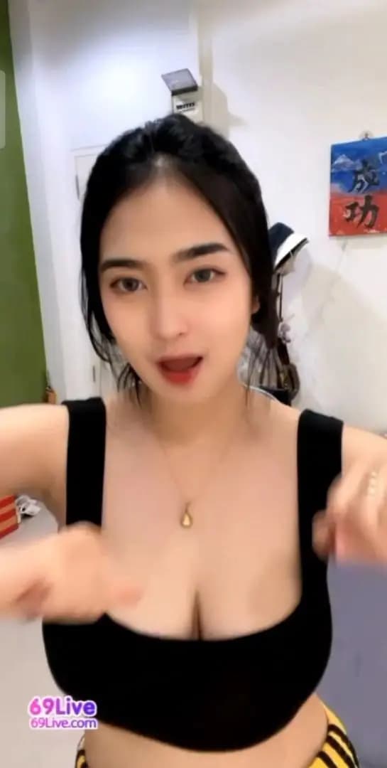 R3PMVJ6D (2/4)