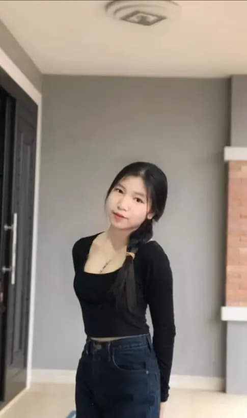 น้องเป็นคนชอบน้ำอาบ (1/8)