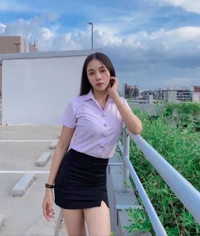 เรื่องเรียนหนูไม่เก่ง ถ้าเรื่องเย็ดหนูถนัด (1/5)