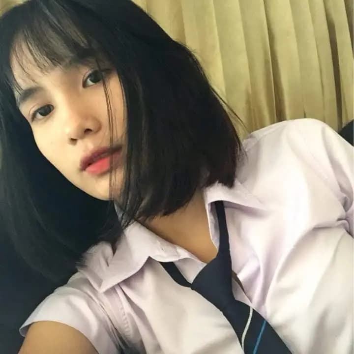 CDY4CX7O (1/2)