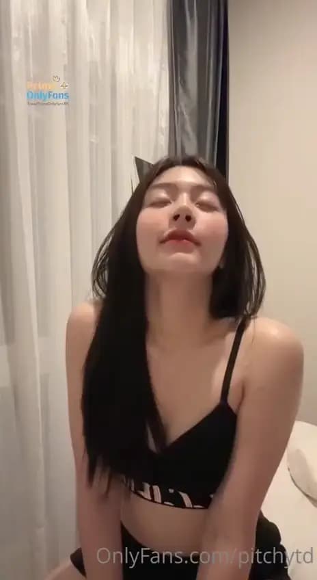 หน้าโครตตตตตตตตตตตต หน้าเย็ดเลยยย (1/1)