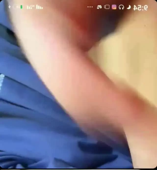 243YJPG4 (1/1)