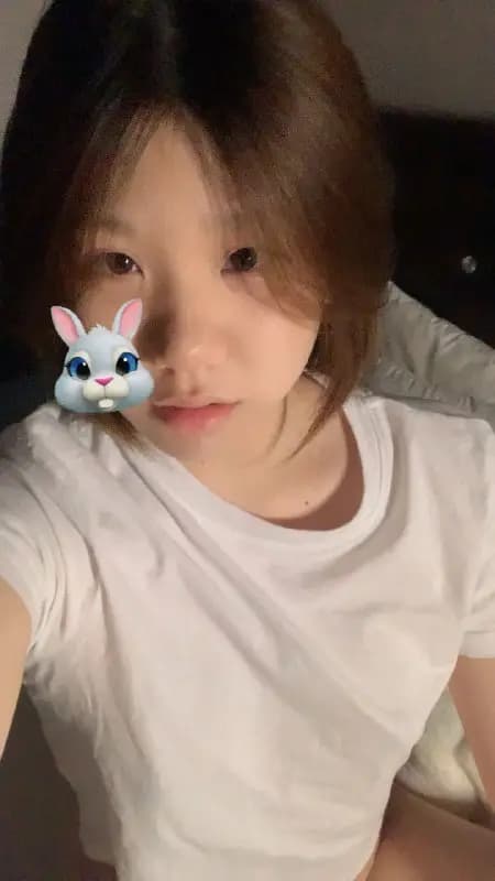 พ่อแม่พึ่งปล่อยออกจากบ้านเลยไปให้ผู้ชายเย็ดหีซะหน่อย (30/60)