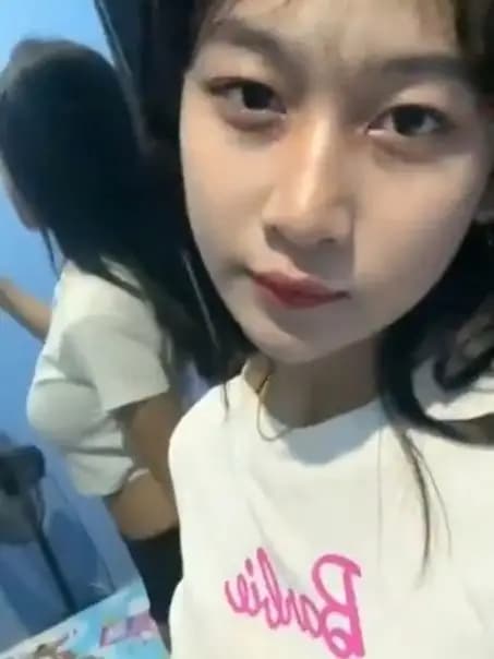 วัยรุ่นสายโชวหี (1/2)