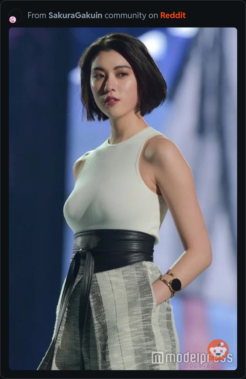 Ayaka Miyoshi 三吉彩花 (20/212)