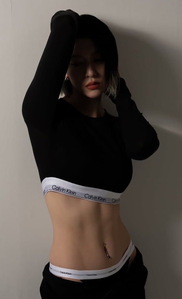 Ayaka Miyoshi 三吉彩花 (23/212)