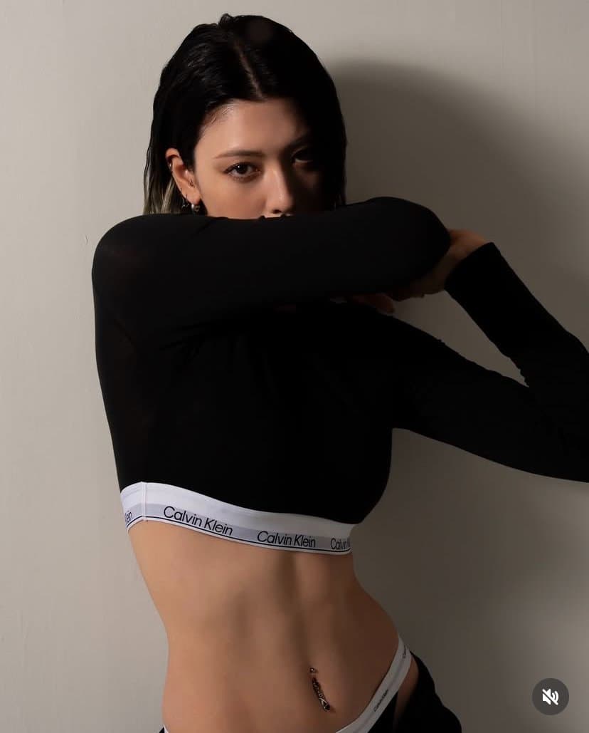 Ayaka Miyoshi 三吉彩花 (56/212)