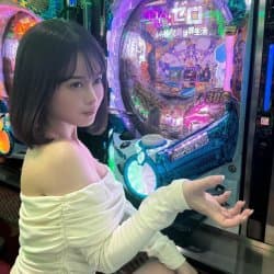 Ayaka Miyoshi 三吉彩花 (100/212)