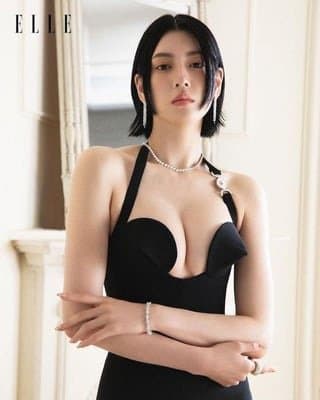 Ayaka Miyoshi 三吉彩花 (195/212)