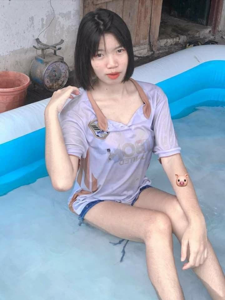 รวมสก๊อยสงสงกรานต์ (3/118)