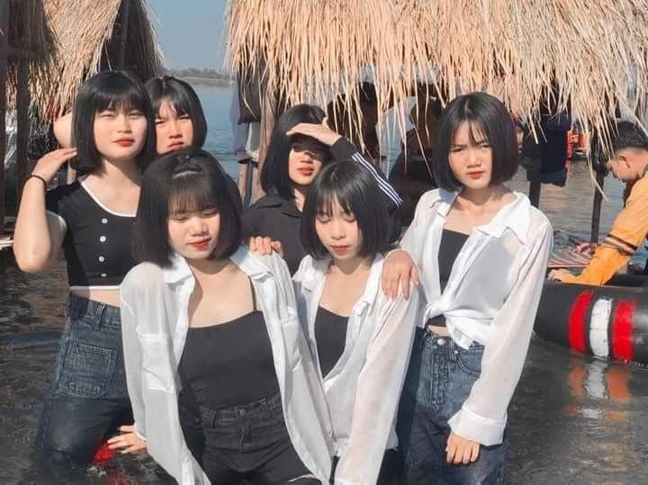 รวมสก๊อยสงสงกรานต์ (33/118)