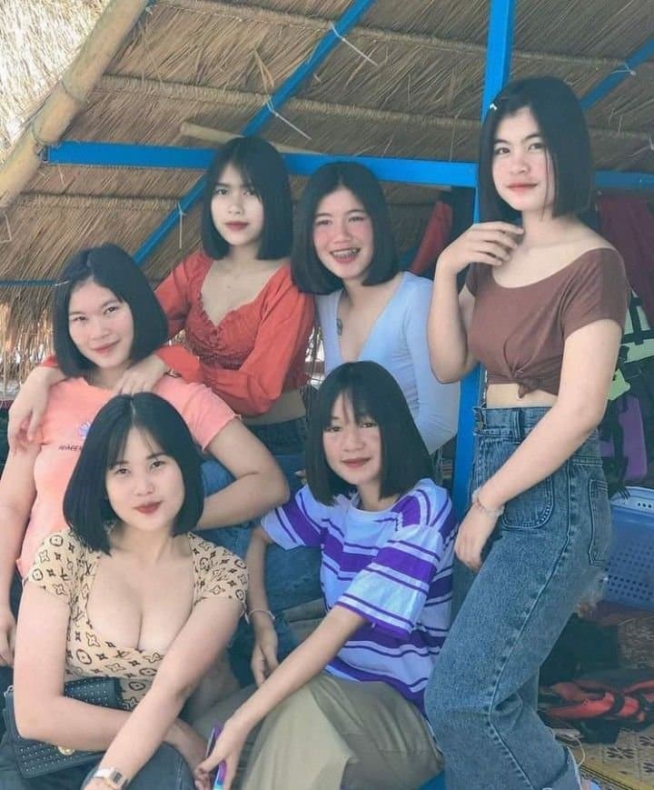 รวมสก๊อยสงสงกรานต์ (77/118)