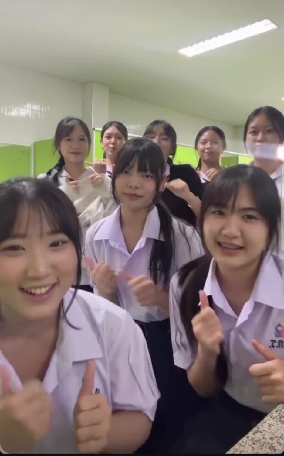 แก๊งร่านชอบอ้อนควย(โดยเฉพาะ3ตัวหน้า) (5/6)