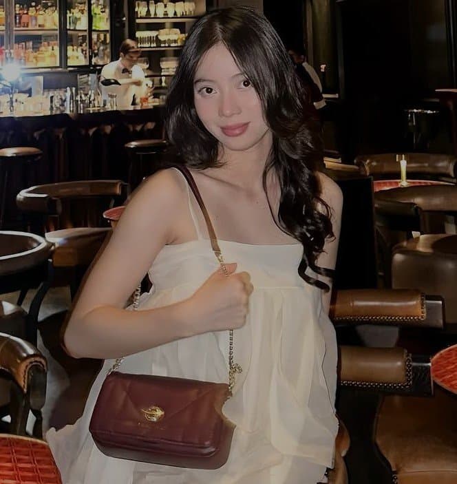 Pretty Pale Asian Abg Sucking & Fucking 1!!!!! (4/8)