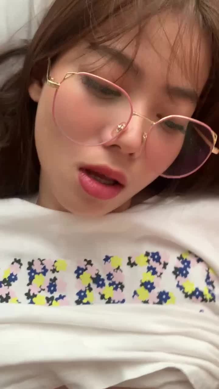 #lol (1/12)