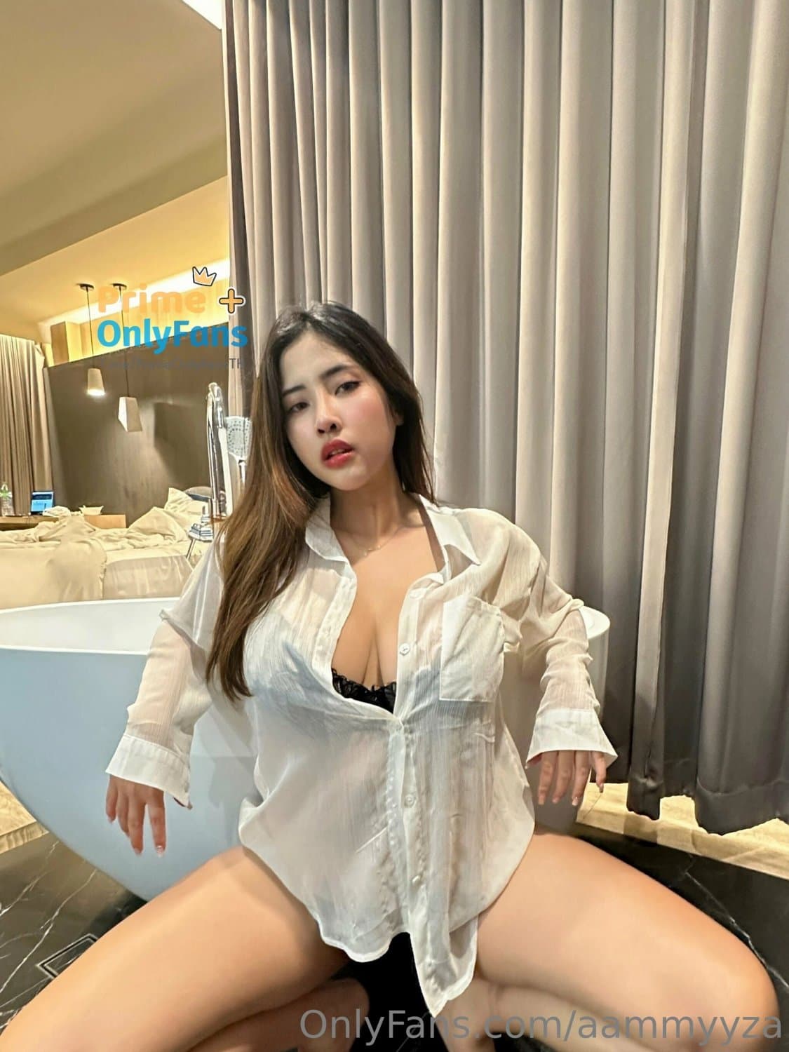 Asian nude 000 (20/84)