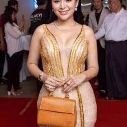 Asian nude 0028 (19/110)