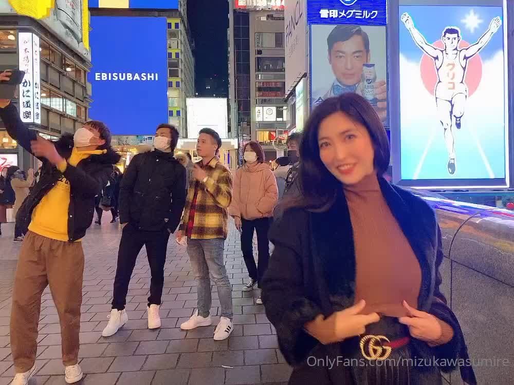 busty asian teen slut (25/67)