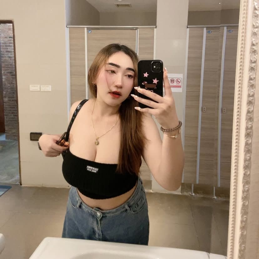 Thai sexy girl (115/203)