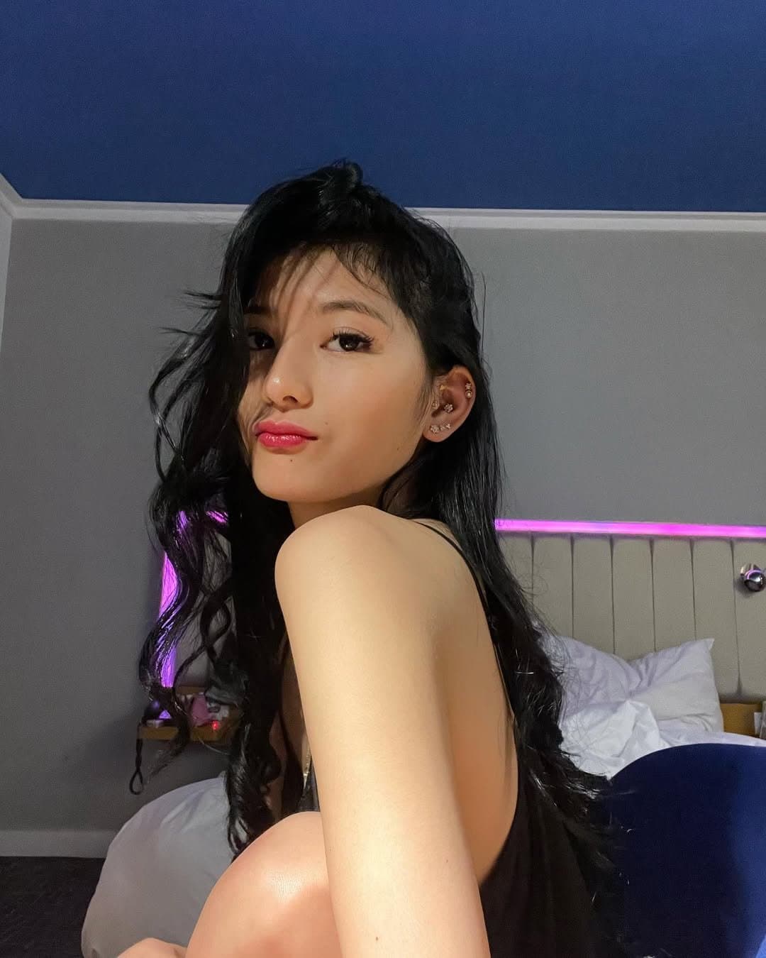 Asian idol (37/200)