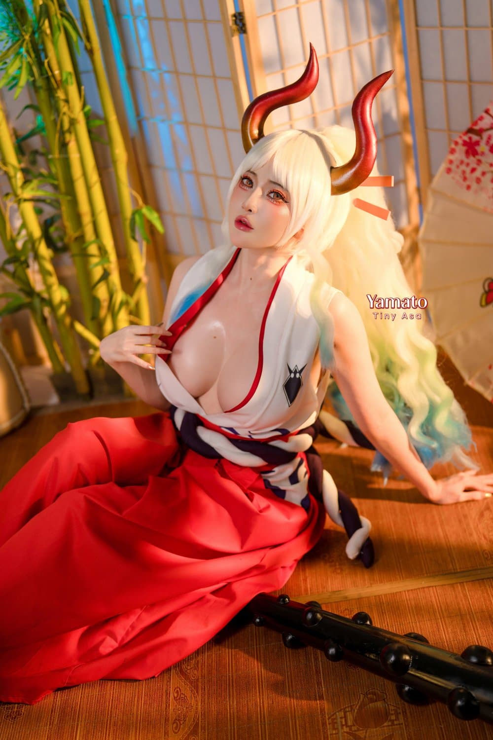 Tiny Asa cosplay Yamato - One Piece (13/122)