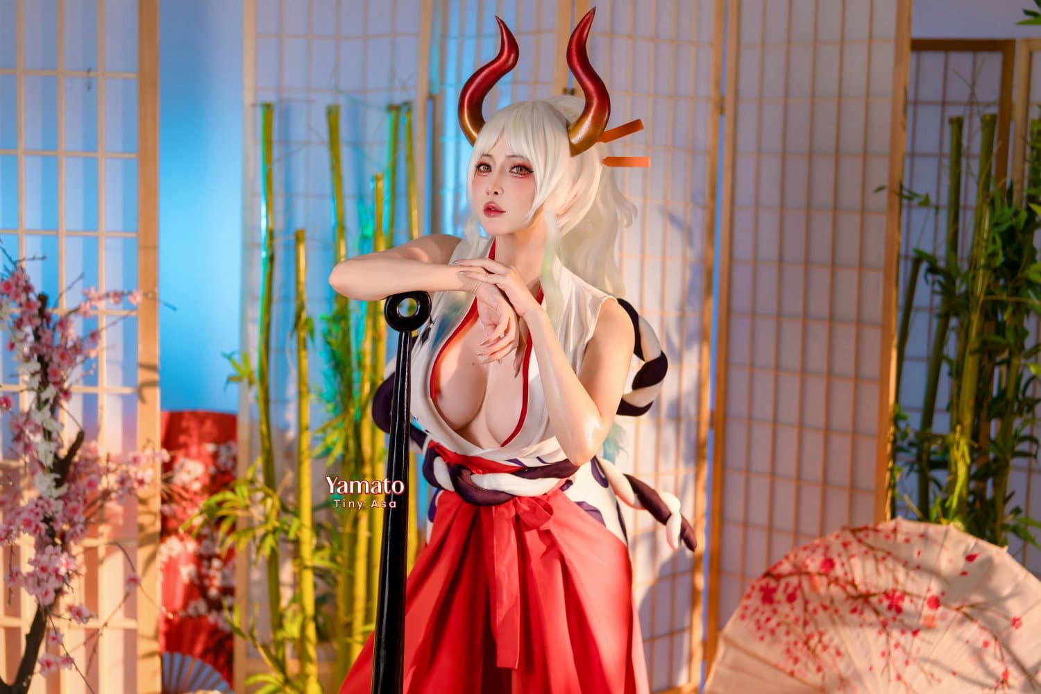 Tiny Asa cosplay Yamato - One Piece (109/122)