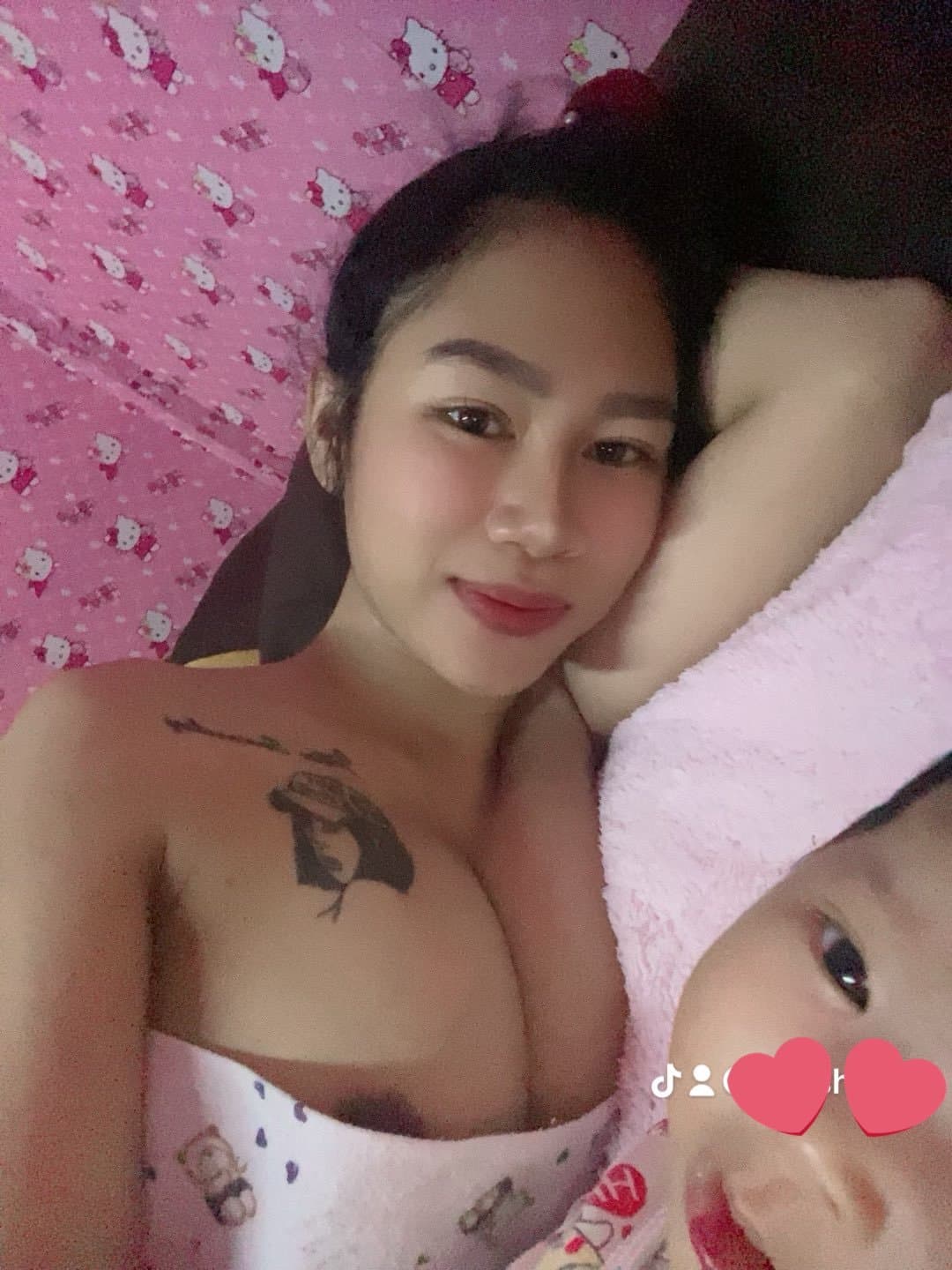 Skysex44 (8/26)