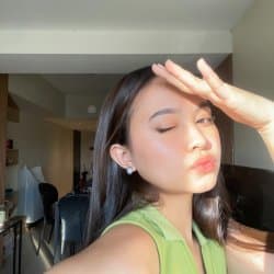 This is what your Filipina girlfriend look like when you can't contact her on her phone 🤭💦💋 (35/132)