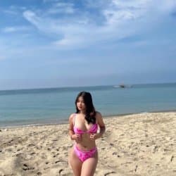 This is what your Filipina girlfriend look like when you can't contact her on her phone 🤭💦💋 (47/132)