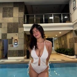 This is what your Filipina girlfriend look like when you can't contact her on her phone 🤭💦💋 (63/132)