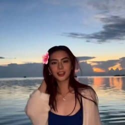 This is what your Filipina girlfriend look like when you can't contact her on her phone 🤭💦💋 (110/132)