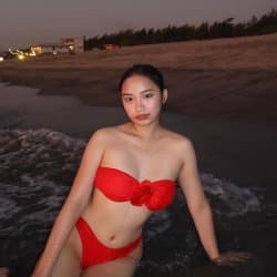 This is what your Filipina girlfriend look like when you can't contact her on her phone 🤭💦💋 (127/132)