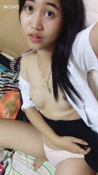 Napat Tawonvong/uni.ninew - Vídeos y Fotos Porno - EroMe (167/211)