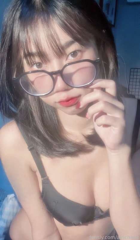 งานหลุดน้องสาวแว่น Sawakoyoy มีมากกว่านี้สนใจทักได้ (123/193)