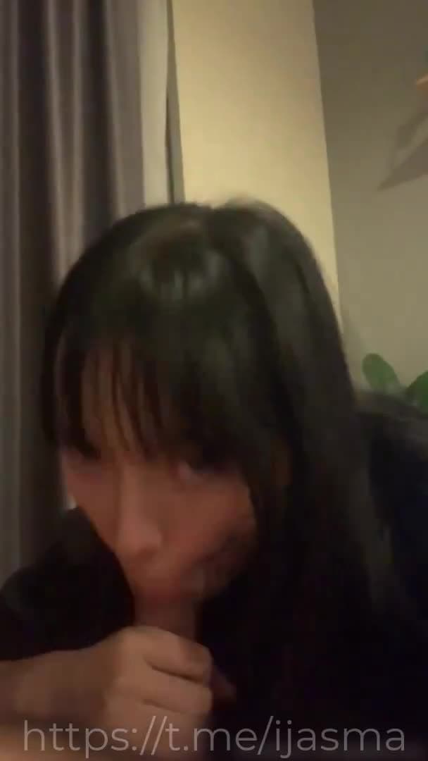Thai office girl cheating with her boss (1/9)