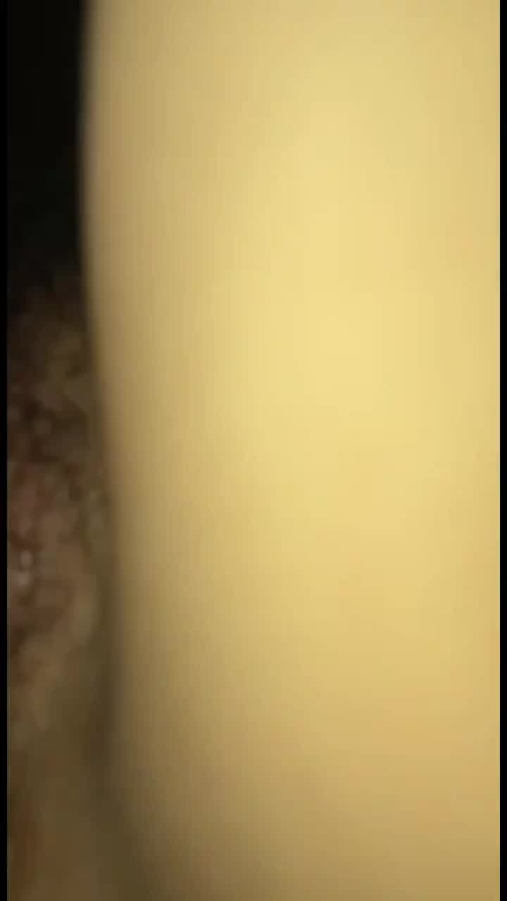 Thai teen bounced on bf’s dick and cum on her hairy pussy (1/17)