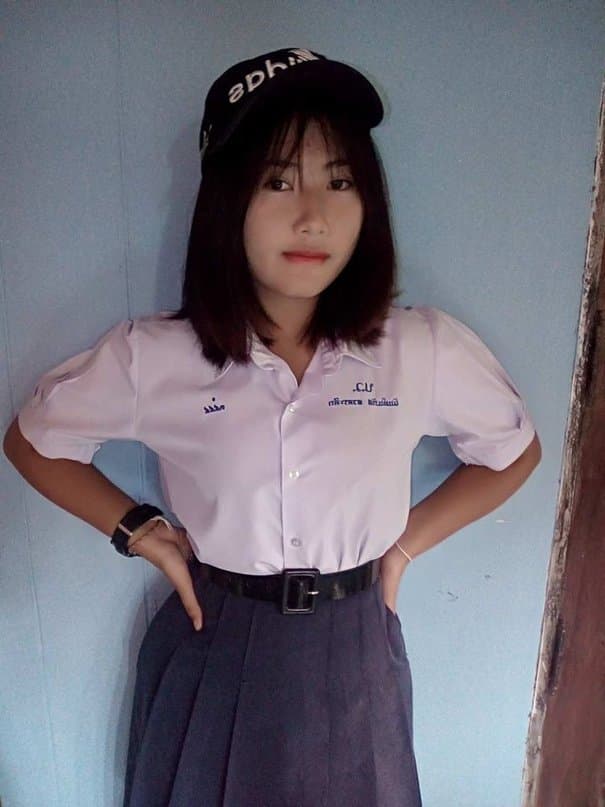 หลุดนักเรียนมัธยมนมอย่างใหญ่ (3/7)