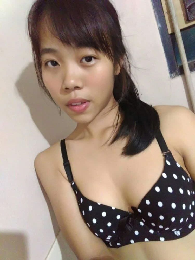 น้องฟ้ายั่วควยผัวจนหลุด (43/86)