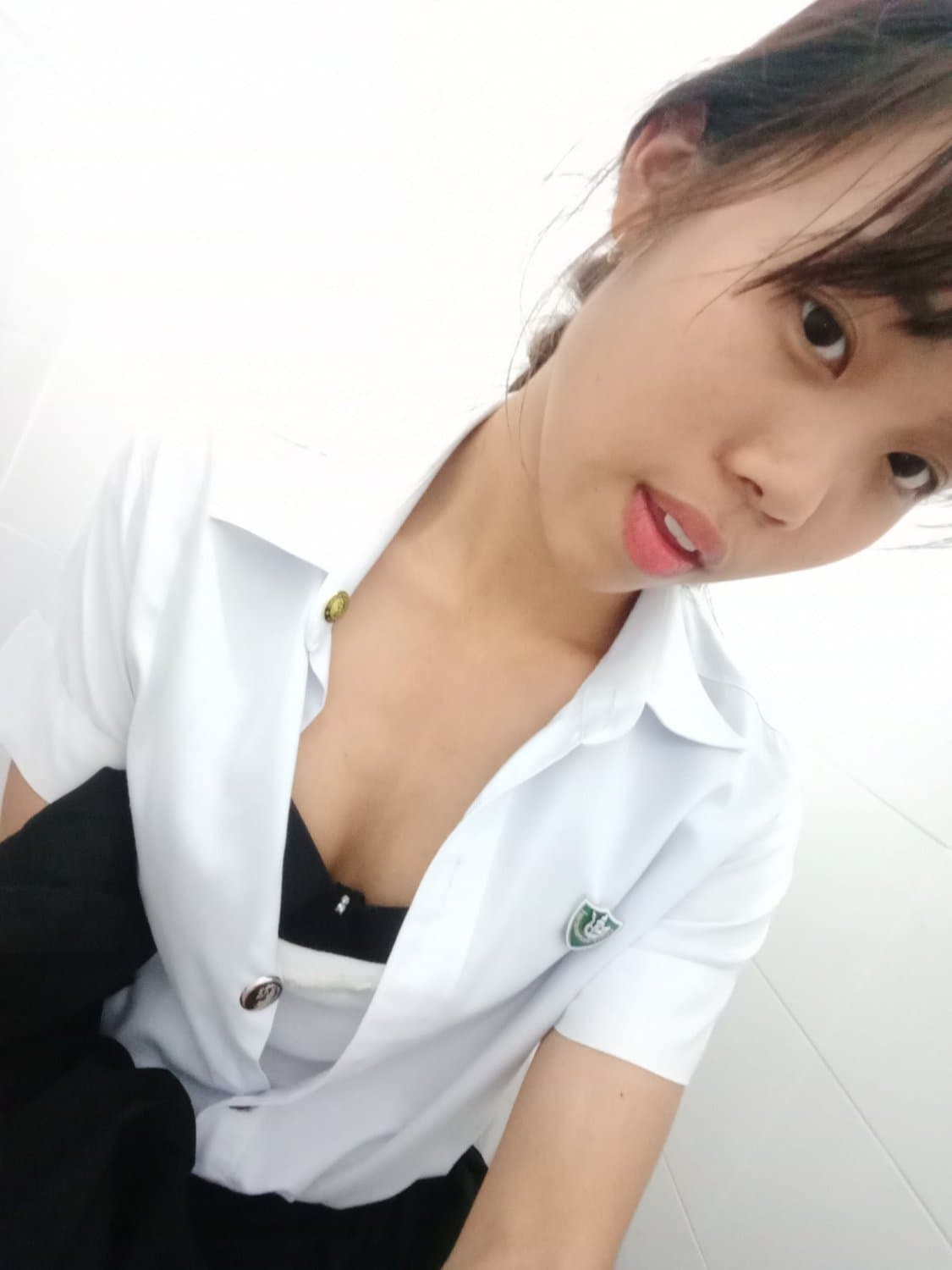น้องฟ้ายั่วควยผัวจนหลุด (61/86)