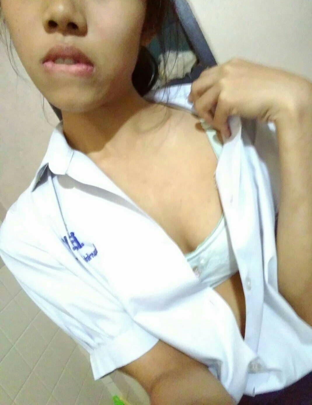 น้องฟ้ายั่วควยผัวจนหลุด (77/86)