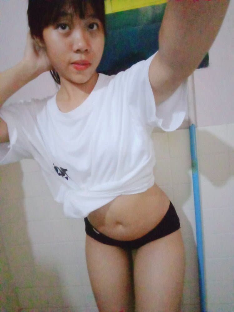 น้องฟ้ายั่วควยผัวจนหลุด (79/86)