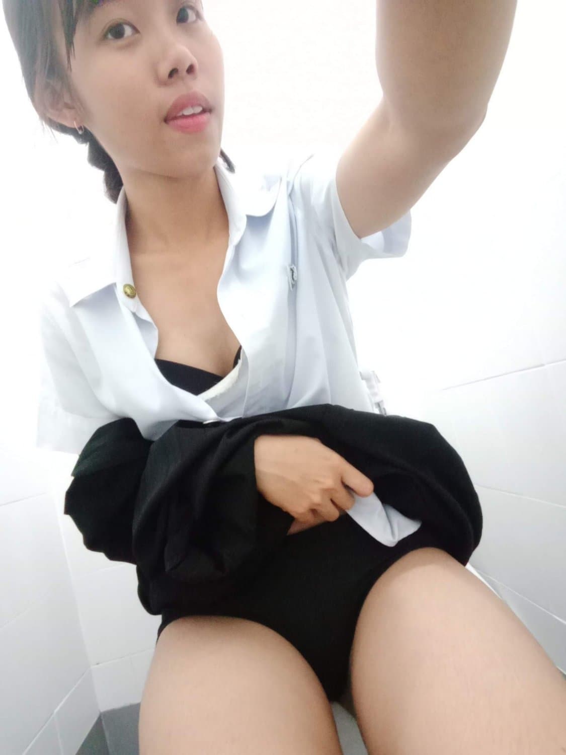 น้องฟ้ายั่วควยผัวจนหลุด (83/86)