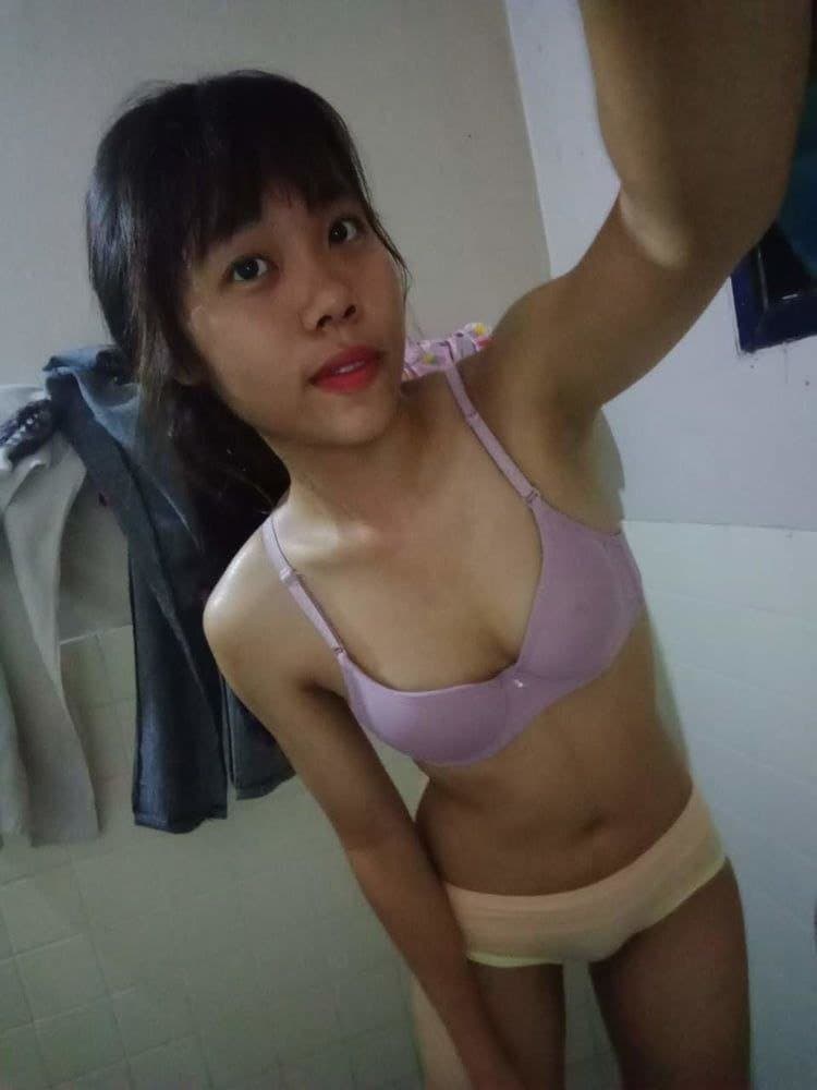 น้องฟ้ายั่วควยผัวจนหลุด (86/86)