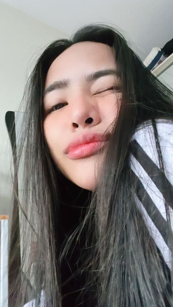 asian girl. (50/112)