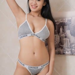 asian girl. (98/112)