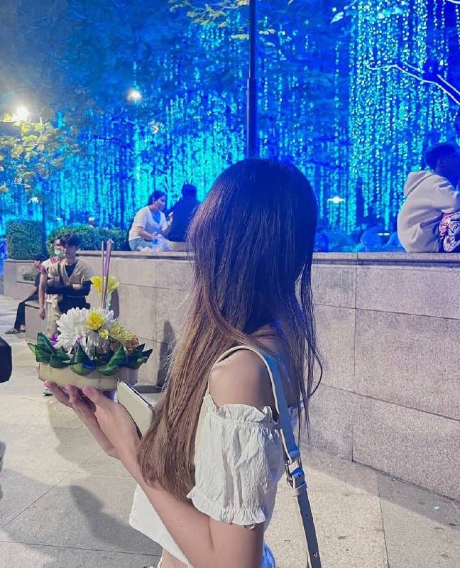 The sexiest girl in Asia with glasses (39/111)