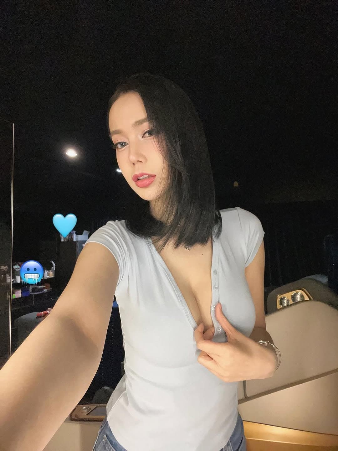 นางสาวนิศานาถ โม่งใส (ใบเฟิร์น) (13/56)